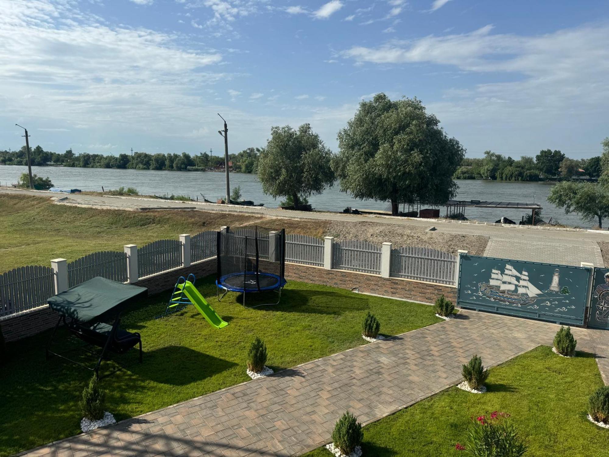 Casa Cristal Sulina Hotel ภายนอก รูปภาพ